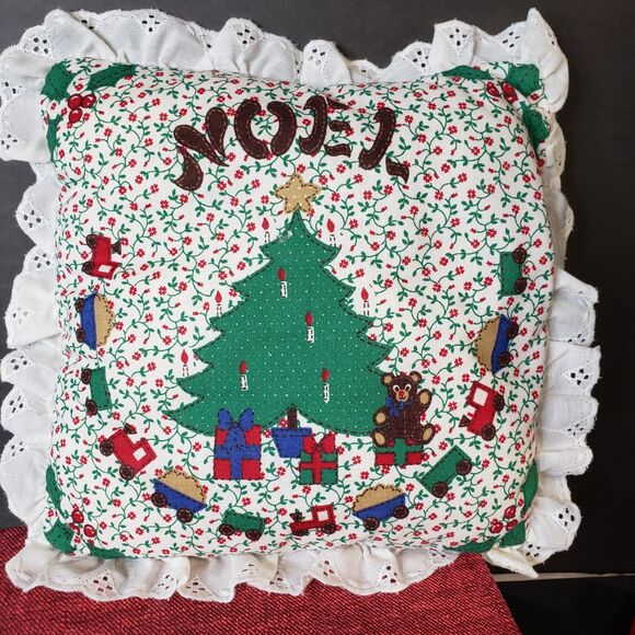 Vintage Christmas Themed Tree Ruffled Lace Edge Mini Throw Pillow 8x9 Small - Picture 2 of 7